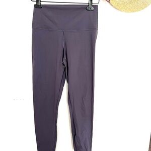 Everlane ReNew Leggins Size Medium